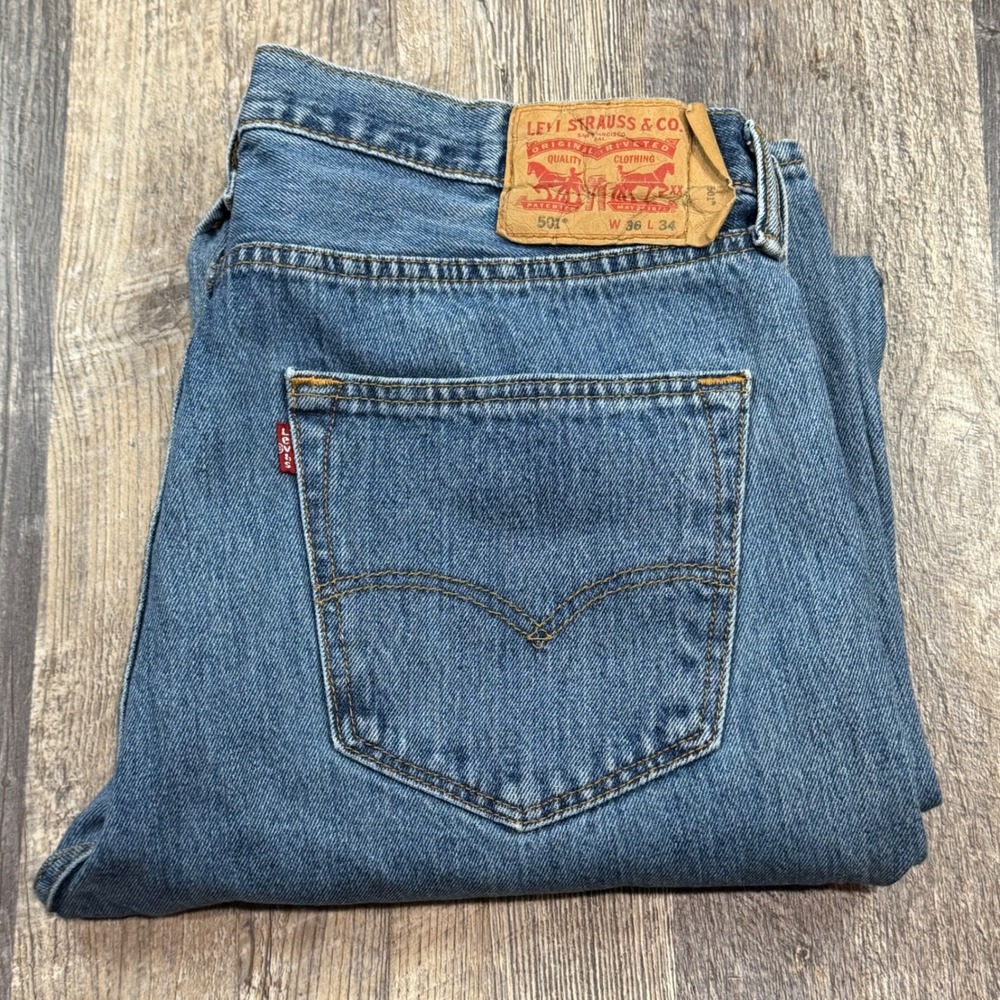 Levis 501 Original Fit Mens Jeans 36x34 Medium Wash Blue Button Fly Straight Leg